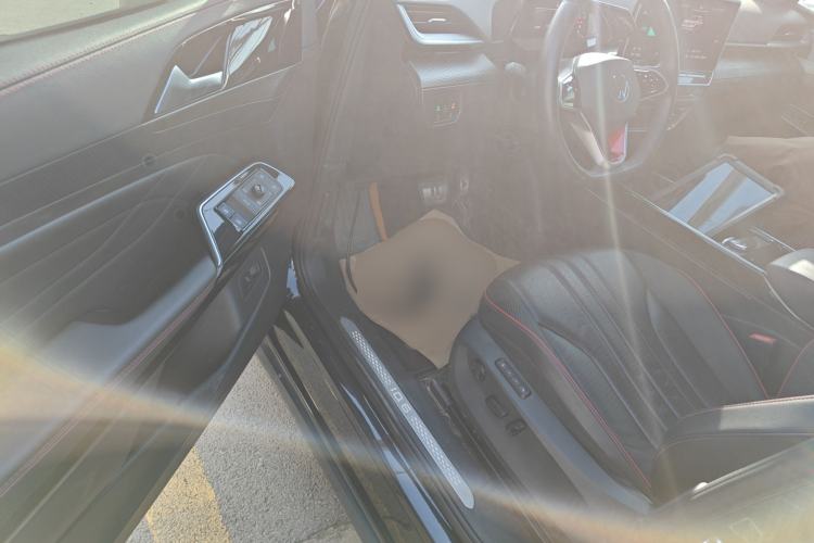Used Volkswagen ID.6 X 2023 Ultra-Intelligent Long-Range Version Driver Seat