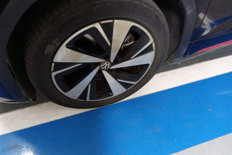Used Volkswagen ID.6 X 2023 Ultra-Intelligent Long-Range Version Exterior 7