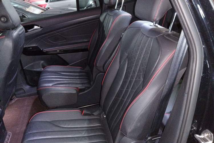Used Volkswagen ID.6 X 2023 Ultra-Intelligent Long-Range Version Interior 4