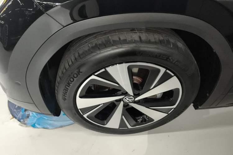 Used Volkswagen ID.6 X 2023 Ultra-Intelligent Long-Range Version Left Front Wheel Hub