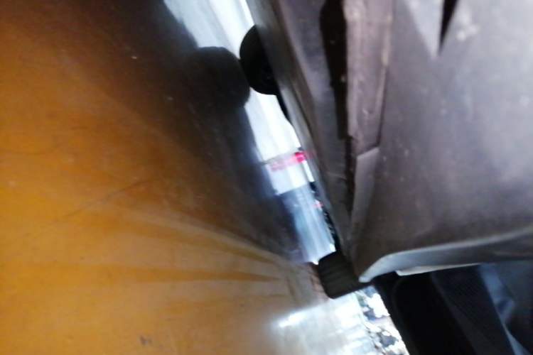 Used Volkswagen ID.6 X 2023 Upgraded Model Ultra-Long Range Version Left Side Sill