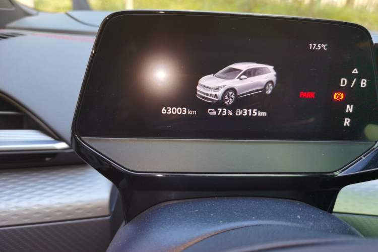 Used Volkswagen ID.6 X 2023 Ultra-Intelligent Long-Range Version Odometer Close Up