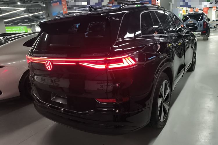 Used Volkswagen ID.6 X 2023 Ultra-Intelligent Long-Range Version Rear Right 45 Deg
