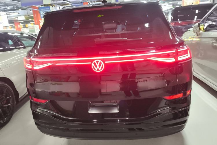 Used Volkswagen ID.6 X 2023 Ultra-Intelligent Long-Range Version Rear