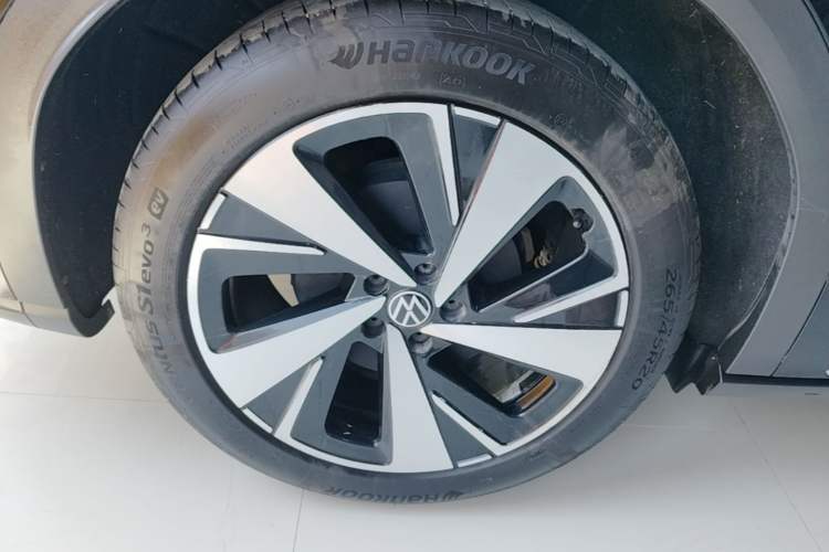 Used Volkswagen ID.6 X 2023 Upgraded Model Pure Long-Range Version Right Rear Wheel Hub