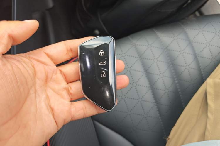 Used Volkswagen ID.6 X 2023 Upgraded Model Ultra-Long Range Version Vehicle Key
