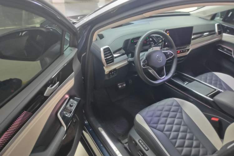 Used Volkswagen ID.6 X 2023 Upgraded Model Ultra-Long Range Version Driver Seat