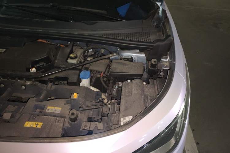 Used Volkswagen ID.6 X 2023 Ultra-Intelligent Long-Range Version Engine Bay Left