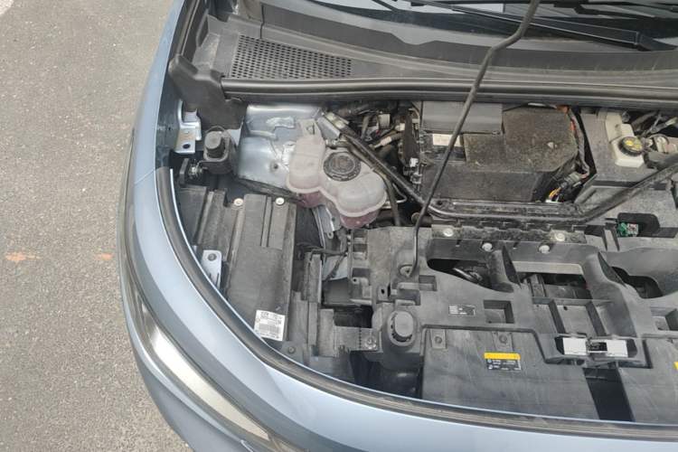 Used Volkswagen ID.6 X 2023 Upgraded Model Ultra-Long Range Version Engine Bay Right