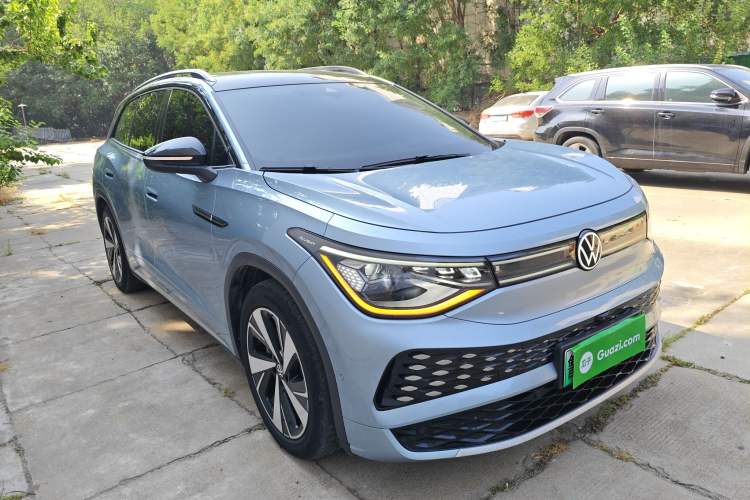 Used Volkswagen ID.6 X 2023 Ultra-Intelligent Long-Range Version Front Right 45 Deg