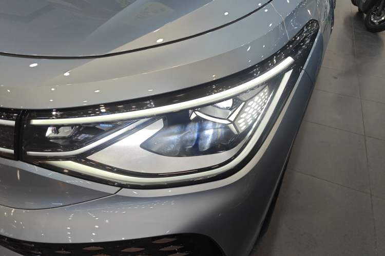 Used Volkswagen ID.6 X 2023 Upgraded Model Ultra-Long Range Version Left Front Headlight