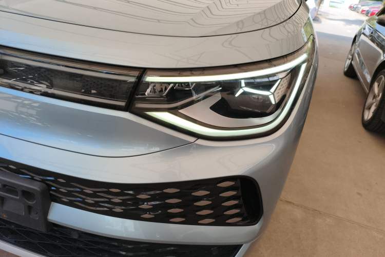 Used Volkswagen ID.6 X 2023 Ultra-Intelligent Long-Range Version Left Front Headlight