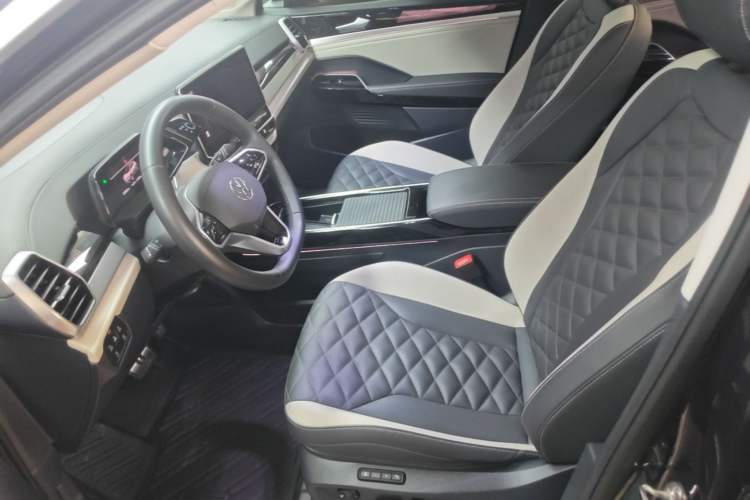 Used Volkswagen ID.6 X 2023 Upgraded Model Ultra-Long Range Version Left Front Seat