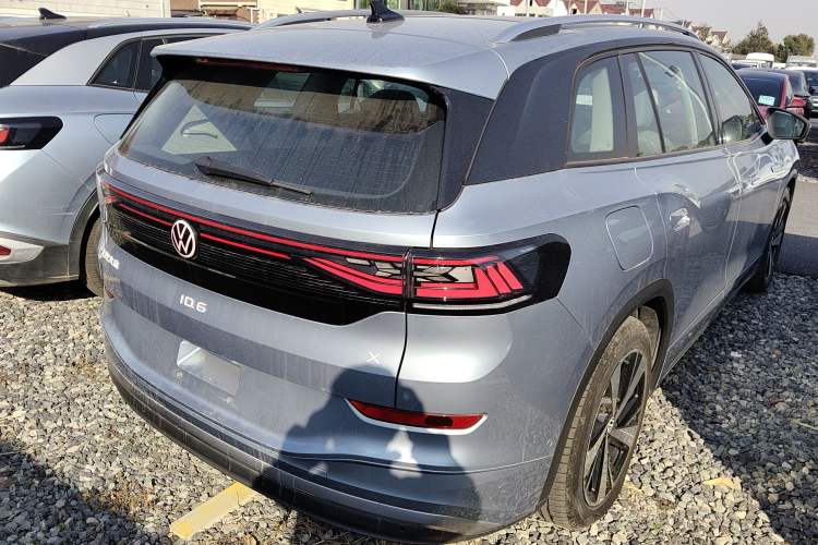 Used Volkswagen ID.6 X 2023 Upgraded Model Ultra-Long Range Version Rear Right 45 Deg