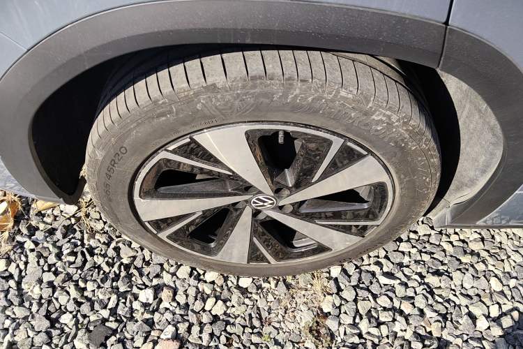 Used Volkswagen ID.6 X 2023 Upgraded Model Ultra-Long Range Version Right Rear Wheel Hub