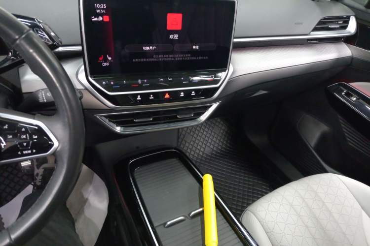 Used Volkswagen ID.6 X 2023 Ultra-Intelligent Long-Range Version Audio And AC Panel