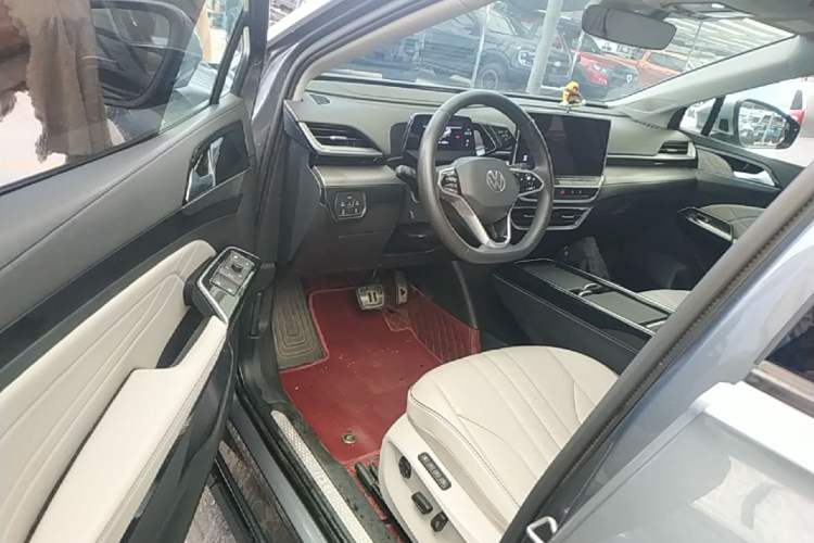 Used Volkswagen ID.6 X 2023 Ultra-Intelligent Long-Range Version Driver Seat