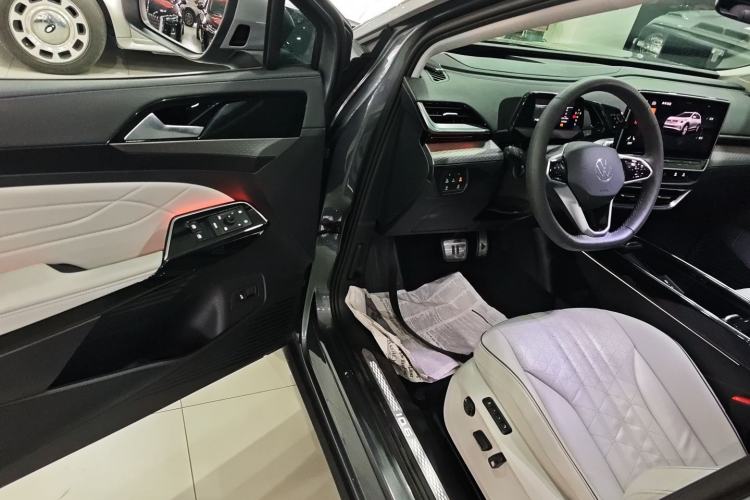 Used Volkswagen ID.6 X 2023 Ultra-Intelligent Long-Range Version Driver Seat