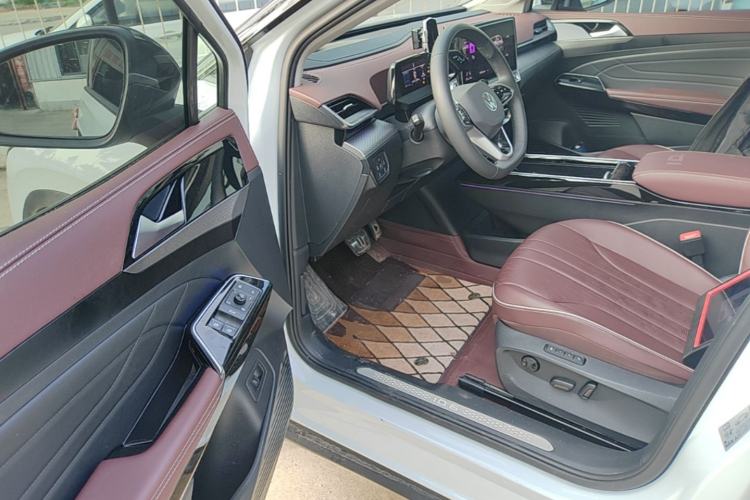 Used Volkswagen ID.6 X 2023 Ultra-Intelligent Long-Range Version Driver Seat