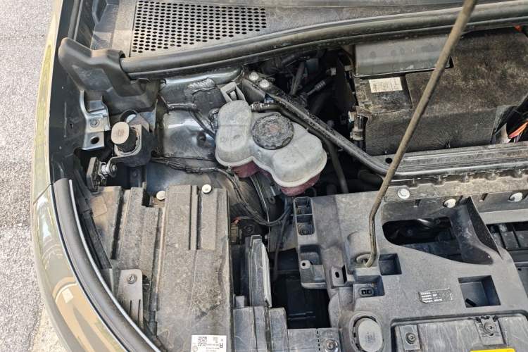 Used Volkswagen ID.6 X 2023 Upgraded Model Pure Long-Range Version Engine Bay Right