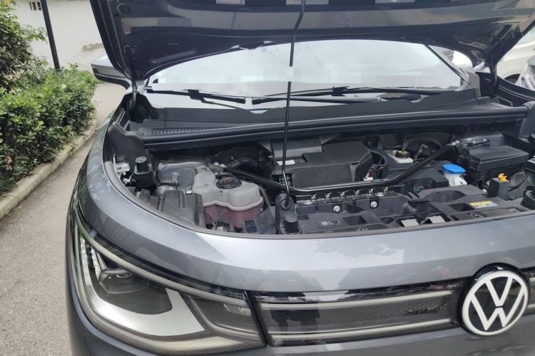 Used Volkswagen ID.6 X 2023 Kinergy Four-Wheel Drive Edition Engine Bay Right