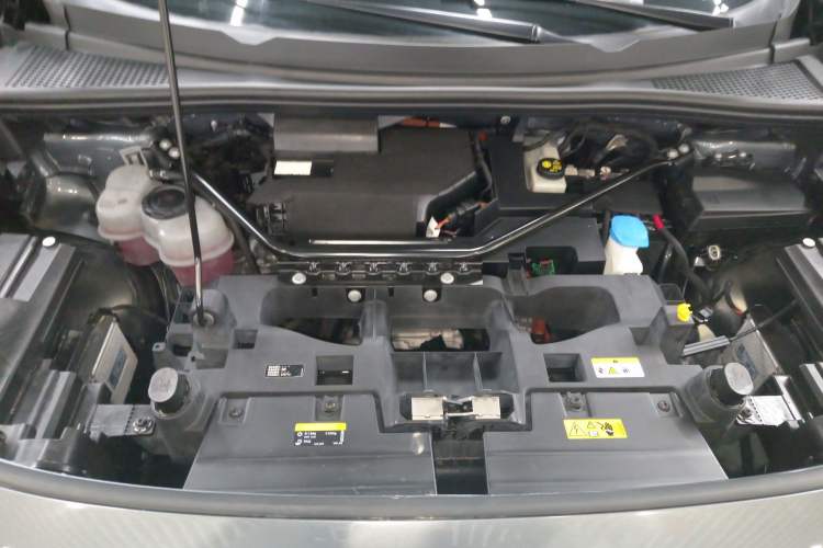 Used Volkswagen ID.6 X 2023 Ultra-Intelligent Long-Range Version Engine Bay