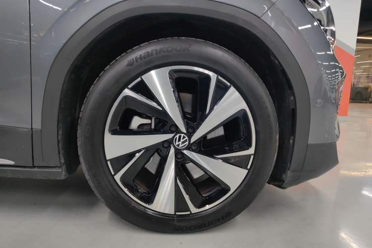 Used Volkswagen ID.6 X 2023 Ultra-Intelligent Long-Range Version Exterior 3
