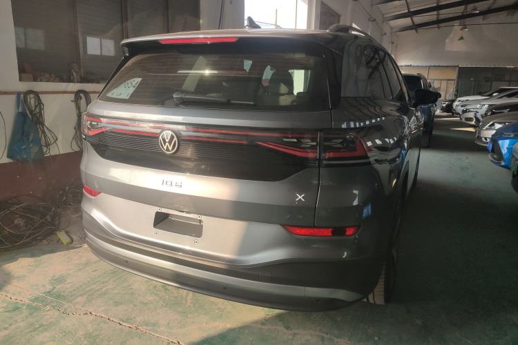 Used Volkswagen ID.6 X 2023 Ultra-Intelligent Long-Range Version Exterior 5
