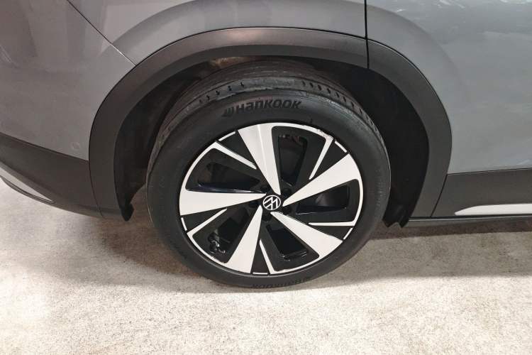 Used Volkswagen ID.6 X 2023 Ultra-Intelligent Long-Range Version Exterior 7