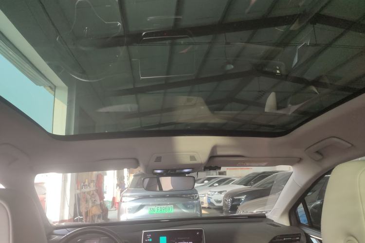Used Volkswagen ID.6 X 2023 Ultra-Intelligent Long-Range Version Headliner