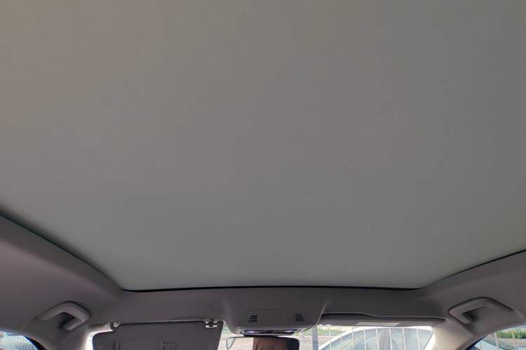 Used Volkswagen ID.6 X 2023 Ultra-Intelligent Long-Range Version Headliner