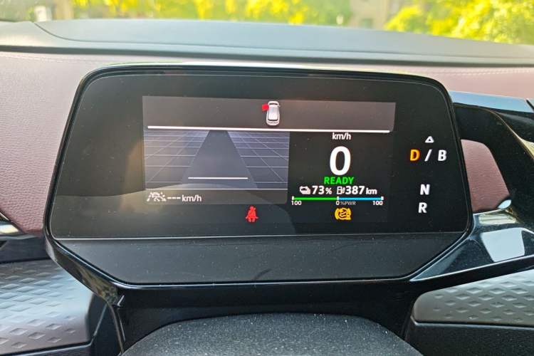Used Volkswagen ID.6 X 2023 Upgraded Model Pure Long-Range Version Instrument Cluster