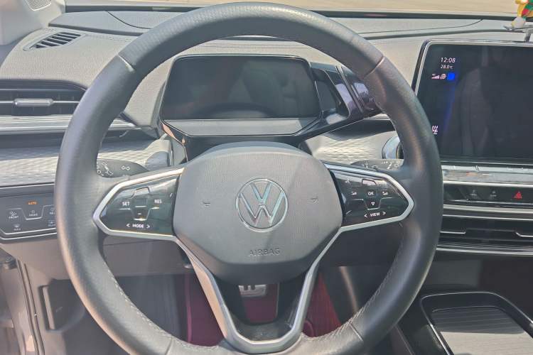 Used Volkswagen ID.6 X 2023 Ultra-Intelligent Long-Range Version Interior 1