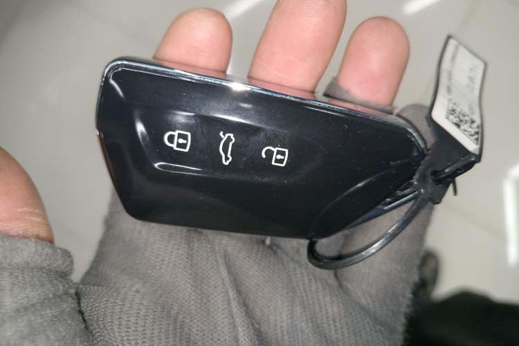 Used Volkswagen ID.6 X 2023 Ultra-Intelligent Long-Range Version Interior 1