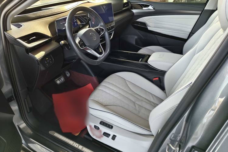 Used Volkswagen ID.6 X 2023 Ultra-Intelligent Long-Range Version Interior 2