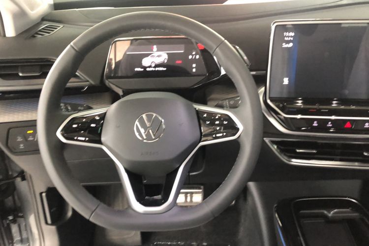 Used Volkswagen ID.6 X 2023 Upgraded Model Ultra-Long Range Version Interior 4