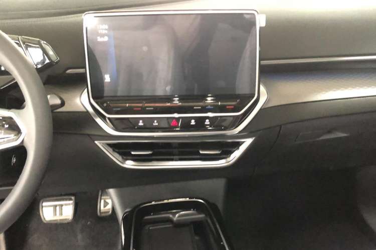 Used Volkswagen ID.6 X 2023 Upgraded Model Ultra-Long Range Version Interior 5