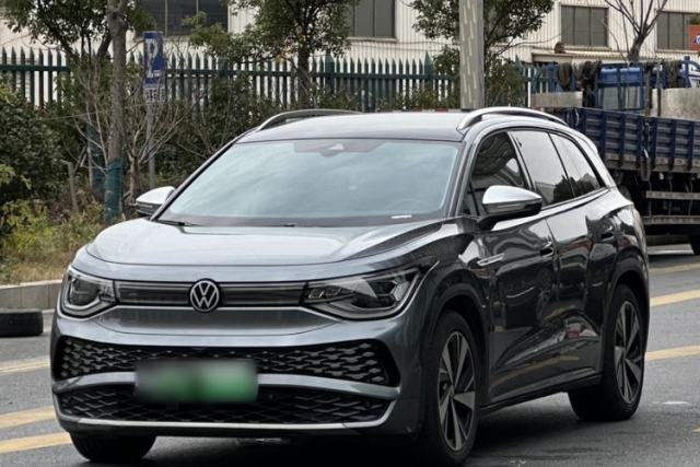 Used Volkswagen ID.6 X 2023 Pure Long-Range Version