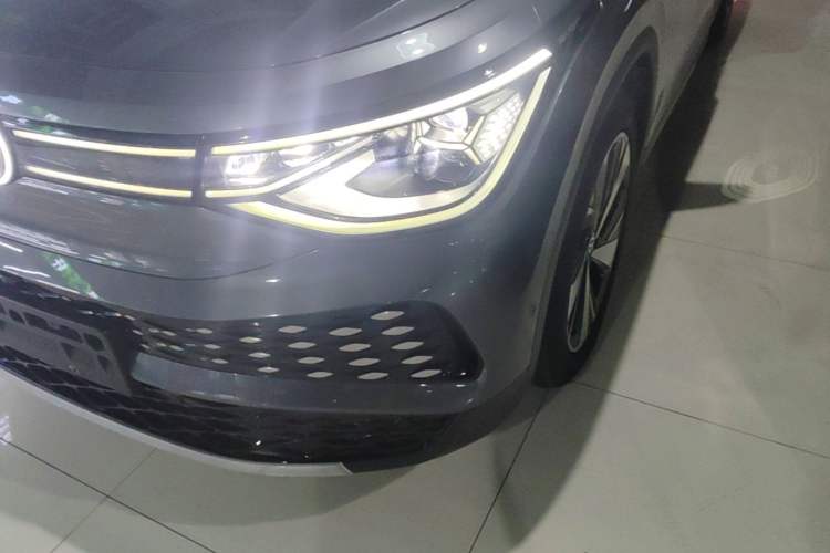 Used Volkswagen ID.6 X 2023 Ultra-Intelligent Long-Range Version Left Front Headlight