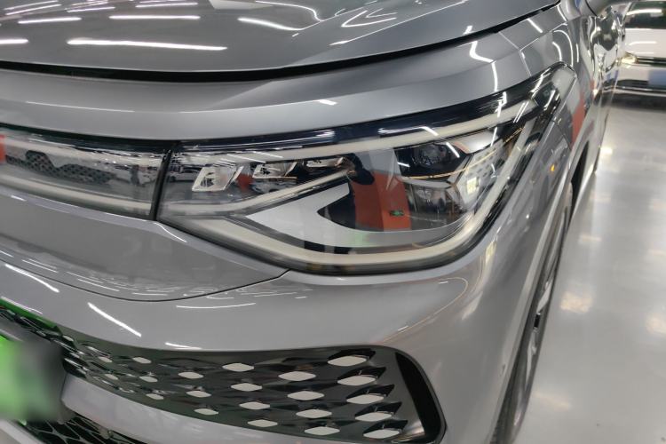 Used Volkswagen ID.6 X 2023 Ultra-Intelligent Long-Range Version Left Front Headlight