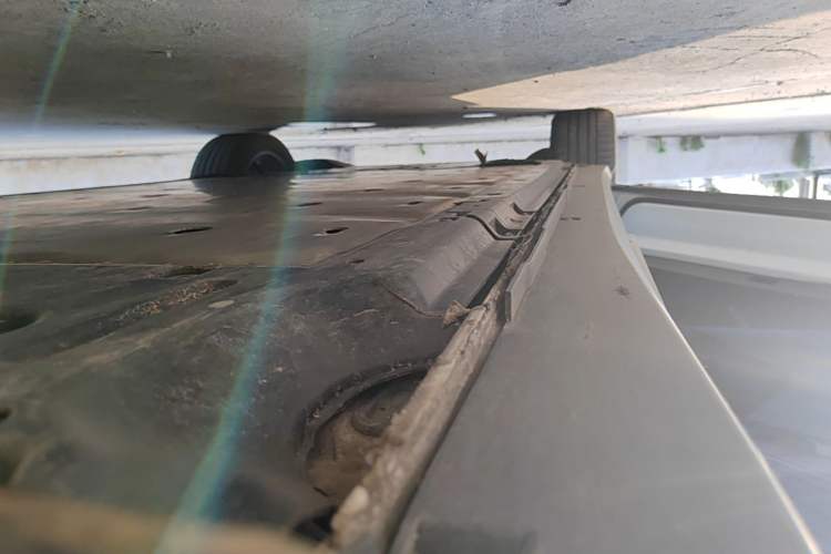 Used Volkswagen ID.6 X 2023 Ultra-Intelligent Long-Range Version Left Side Sill