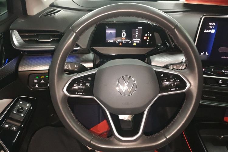 Used Volkswagen ID.6 X 2023 Ultra-Intelligent Long-Range Version Steering Wheel