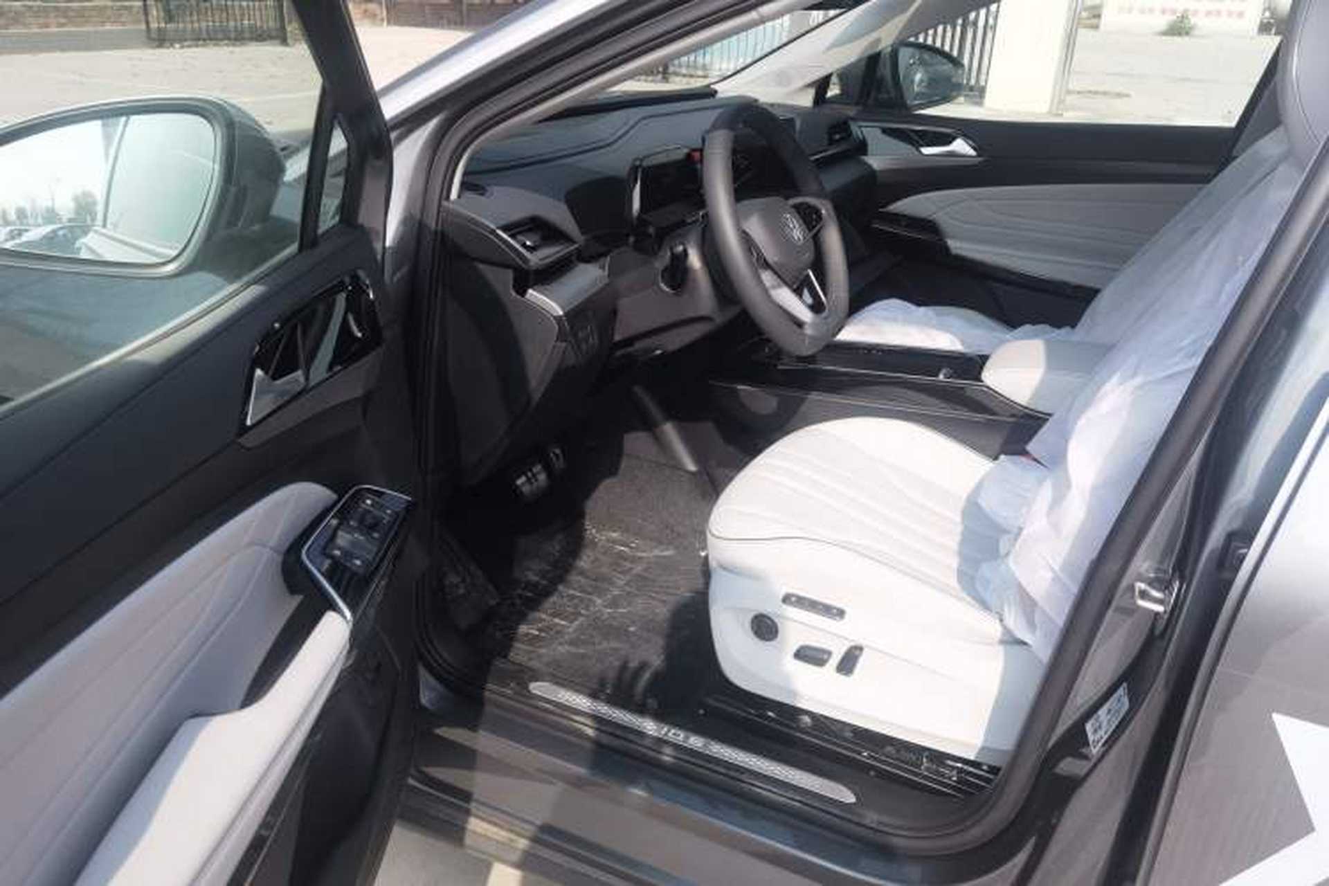 Used Volkswagen ID.6 X 2023 Ultra-Intelligent Long-Range Version Interior 2