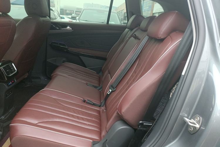 Used Volkswagen ID.6 X 2023 Upgraded Model Ultra-Long Range Version Interior 4