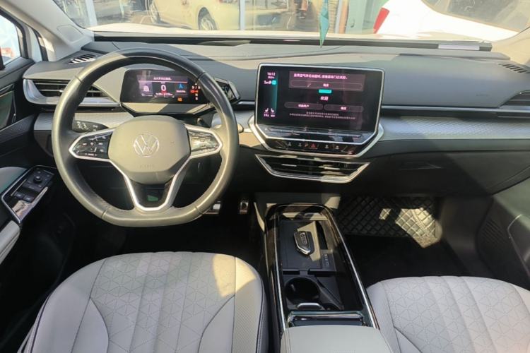 Used Volkswagen ID.6 X 2023 Ultra-Intelligent Long-Range Version Center Console