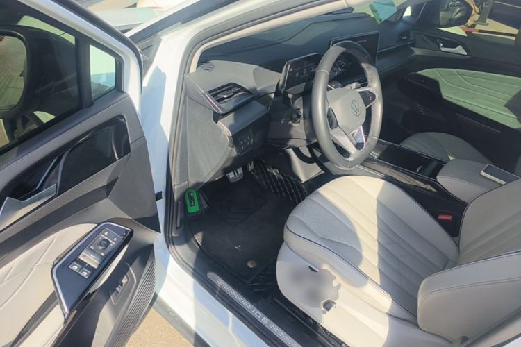 Used Volkswagen ID.6 X 2023 Ultra-Intelligent Long-Range Version Driver Seat