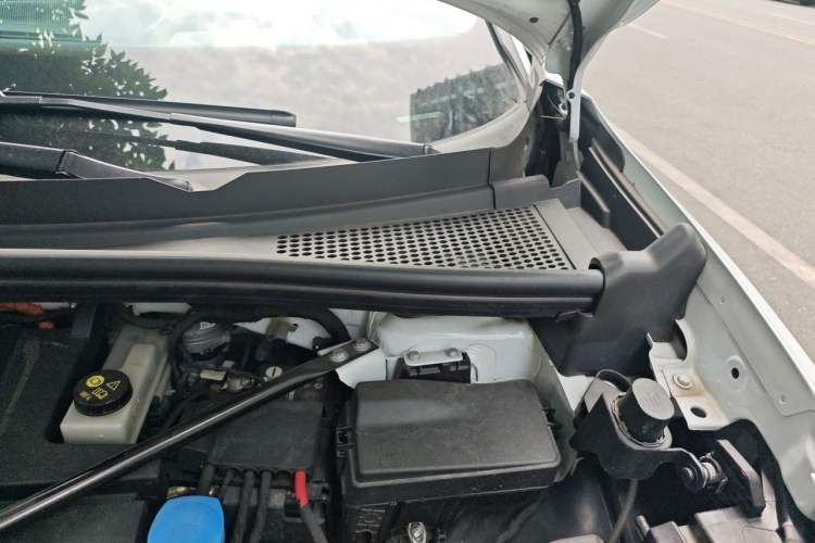 Used Volkswagen ID.6 X 2023 Upgraded Model Ultra-Long Range Version Engine Bay Left
