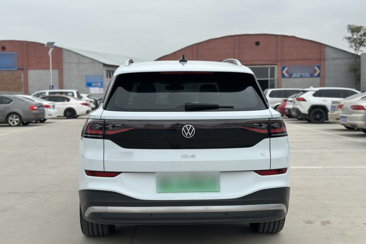 Used Volkswagen ID.6 X 2023 Ultra-Intelligent Long-Range Version Exterior 4