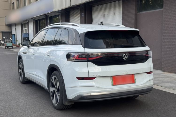 Used Volkswagen ID.6 X 2023 Pure Long-Range Version Exterior 5