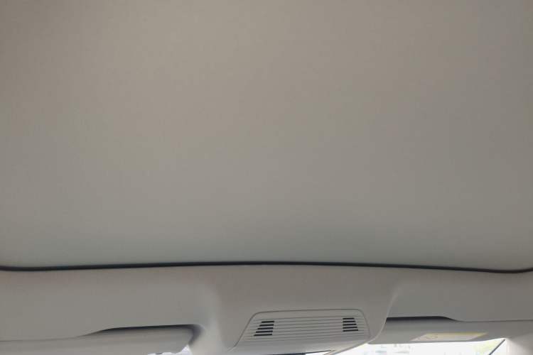 Used Volkswagen ID.6 X 2023 Ultra-Intelligent Long-Range Version Headliner